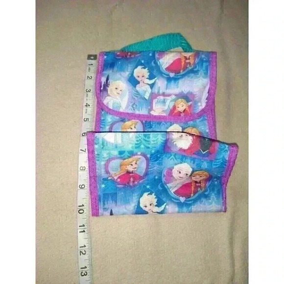 Disney's Frozen Girl's Lunch Bag/Box Movie Themed - Picture 7 of 7